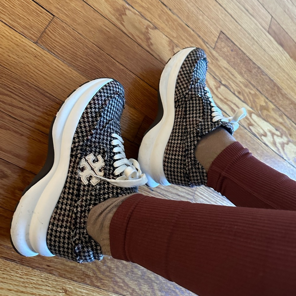 Stunning Houndstooth Pattern Tory Burch Women's G… - image 7